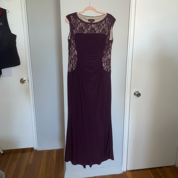 R&M Richards Purple Gown - Picture 8 of 12
